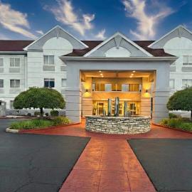 Holiday Inn Express Hotel & Suites Port Clinton-Catawba Island by IHG, Hotel in Port Clinton