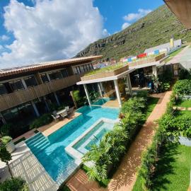 Apartamento Boutique com Vista para Montanha - 2 suites - Garagem - Perto do Centro, hotel i Mucugê