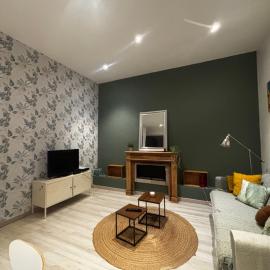 Hôtel de Ville, T3, 2 chambres, 2 salles de bain, Hotel in Saint-Étienne
