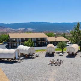 Broken Spur Inn & Steakhouse, ξενοδοχείο σε Torrey