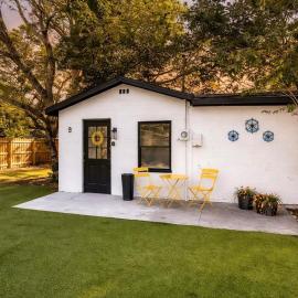 NEW Beach Cozy Bungalow 2B Mins-beach&downtown