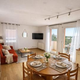Appartement lumineux avec parking gratuit - Rennes chantepie