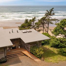 Sunset Cove by AvantStay, hotelli kohteessa Arch Cape