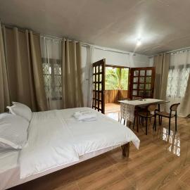 Katawhay Cabin โรงแรมในLamlusok