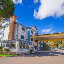 Days Inn & Suites by Wyndham East Flagstaff, hotel en Flagstaff