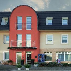 Hotel NED HOCKEY, Hotel in Nymburk
