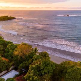 The Coast Beachfront Hotel, hotel in Tamarindo