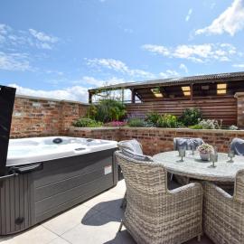 3 Bed in York oc-93898