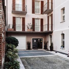 Viesnīca Ah Palazzo Stazione Apartments Resort Brešā