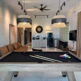 Rustic Vibe Pool Bungalow Karaoke 5R7B for 22pax, hotel u gradu Ipoh