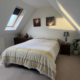 Modern Private Rooms in Chelmsford with Workspace & Free Parking, hotel a Chelmsford