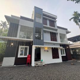 MIRACLE INN Rajagiri, hotel a Cochin