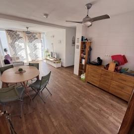 Casa Alicante Central Apartment with AC 4th floor no elevator, hotel di Alicante