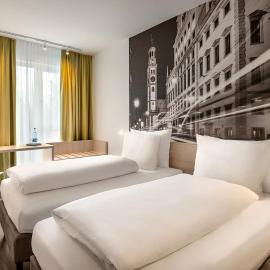 Super 8 by Wyndham Augsburg, viešbutis mieste Augsburgas
