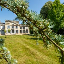 Château de Luzières, хотел в Conty