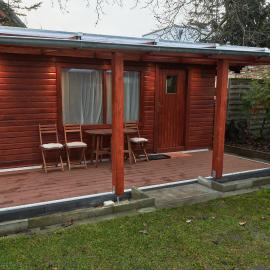 Onebnb Gästehaus mit Terrasse Nähe BER Flughafen Adlershof WISTA Treptow, hotel a Berlín