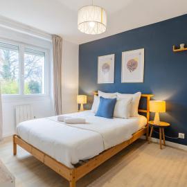 Appart 3 chambres avec TV connectées et Jardin: Brest şehrinde bir otel