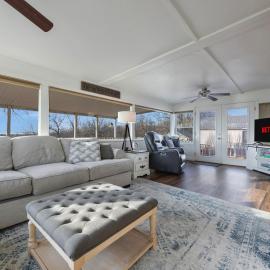 Sunset Ridge-Family Friendly Lake View Seclusion