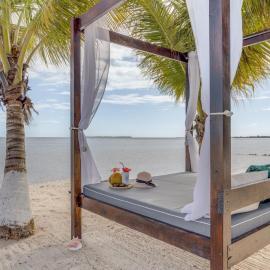 Maya Alux Beach House - 6BR Beachfront Pool Gym