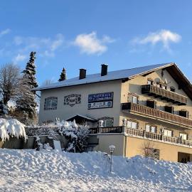 Gästehaus 3-Länderblick-Panoramablick โรงแรมในโมนิคเคอร์เคน