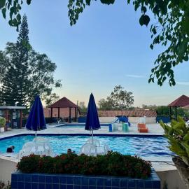 Casa com Piscina em Gravatá Carnaval