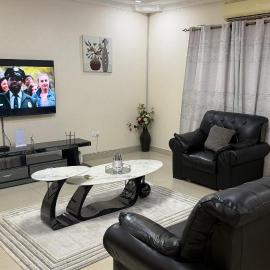Artem Apartments - Apartment 1، فندق في Kitwe