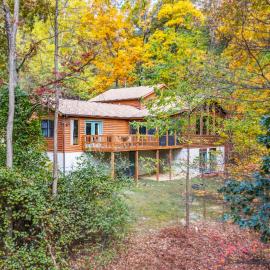 Healing House - Healing Escape, hotel a Berkeley Springs
