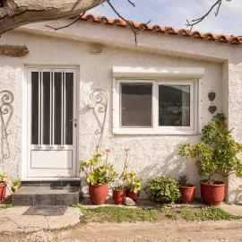 Beautiful cottage house at Mesokampos