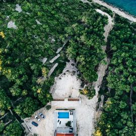 Villa Maris, hotel u gradu Povlja