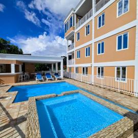 VIP Residence - Ocean & Pool view Lovely 2-Bedroom Apartment