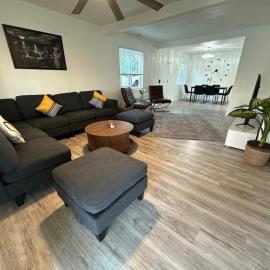 Walkable to SoFi, Intuit Dome, Kia Forum, Hotel in Inglewood
