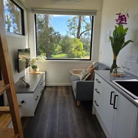 BIG4 Sale Caravan Park, hotel in Sale