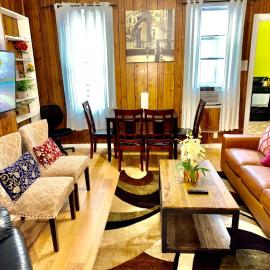 3 Bedroom Apt in LIC, 2 Stops to Manhattan!