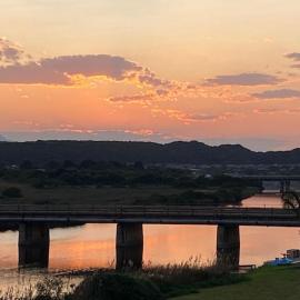 Sunrise Haven Oewerstroom