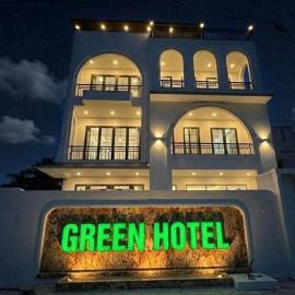 Green Hotel, hotel u gradu Khánh Dương