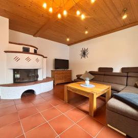 Ferienwohnung Buronia 2, hotel in Kaufbeuren