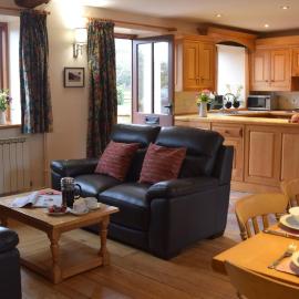 Knightcote Farm Cottages