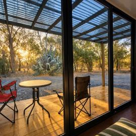 Quite escape, hotel u gradu 'Redcastle'