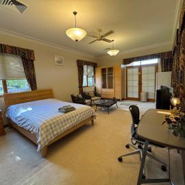 Spacious-Cozy Oversized Room in Leafy Strathfield