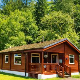 Dunoon में, होटल Antler Lodge Traditional Log Cabin
