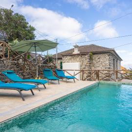 Gouveia Cottage, hotel a Seixal