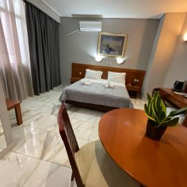 Piraeus Acropole Hotel, отель в Пирее
