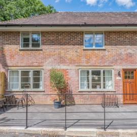 3 Bed in Fordingbridge oc-96126, hôtel à Godshill
