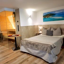 Wellness Suite - Dream SPA, hotel in Spalt
