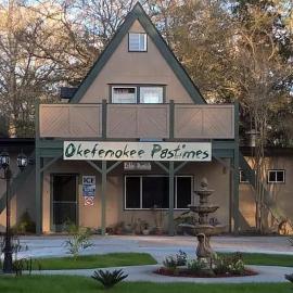 Okefenokee Pastimes Cabins and Campground, hotel in Folkston