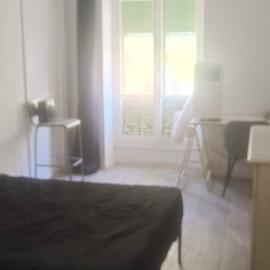 plein centre Nice magnifique chambre double climatisée