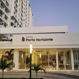 Porto Horizonte suite 424, hotel in Playa Bello Horizonte