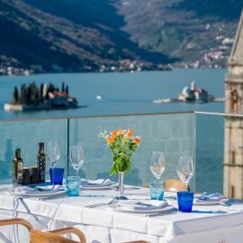 Santa Boka, hotel em Perast