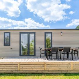Camping Papillon Bouillon - Vakantiehuis Familie 6P, ξενοδοχείο σε Bouillon