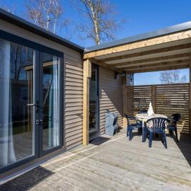 Camping Papillon Kinrooi - Vakantiehuis Familie 6P, хотел в Kinrooi